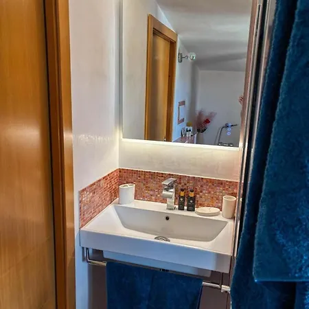 Apartment Tollywood Rent